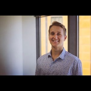 Meet your Posher, Troy